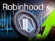 Imagem ilustrativa mostrando o logo da Robinhood, o símbolo do Arbitrum e uma seta verde de alta, representando a valorização da criptomoeda.