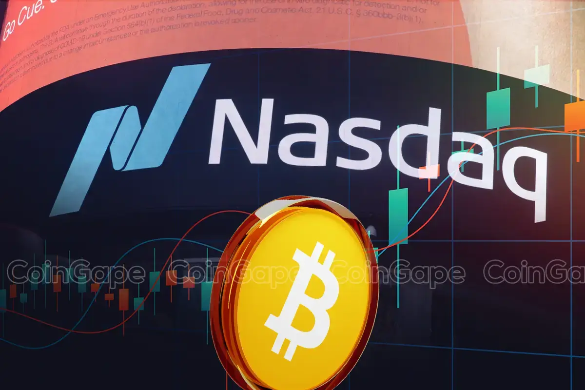 Moeda de Bitcoin dourada em primeiro plano com logo da Nasdaq e gráficos de mercado ao fundo.