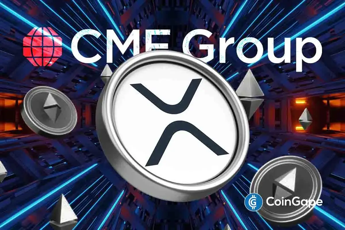 Logo do CME Group com símbolo XRP centralizado e tokens Ethereum flutuando em um ambiente tecnológico com luzes azuis e vermelhas.