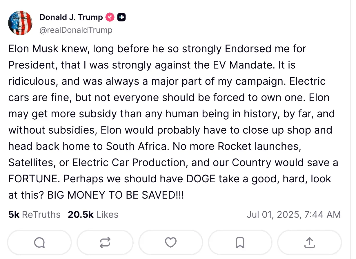 Captura de tela de postagem de Donald Trump no Truth Social de 1º de julho de 2025, criticando Elon Musk sobre subsídios para veículos elétricos e mencionando o Departamento de Eficiência Governamental (DOGE).