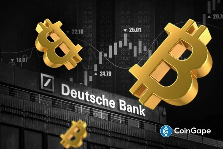 Símbolos dourados do Bitcoin flutuando sobre sede do Deutsche Bank com gráficos de trading ao fundo.