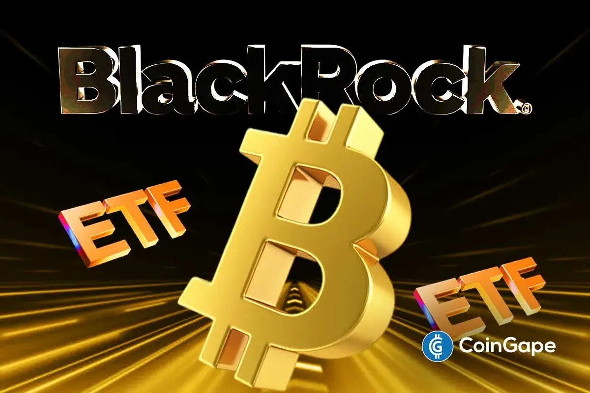 Ilustração com o logotipo da BlackRock, o símbolo do Bitcoin em dourado e a sigla ETF em destaque sobre fundo escuro com efeitos de luz.