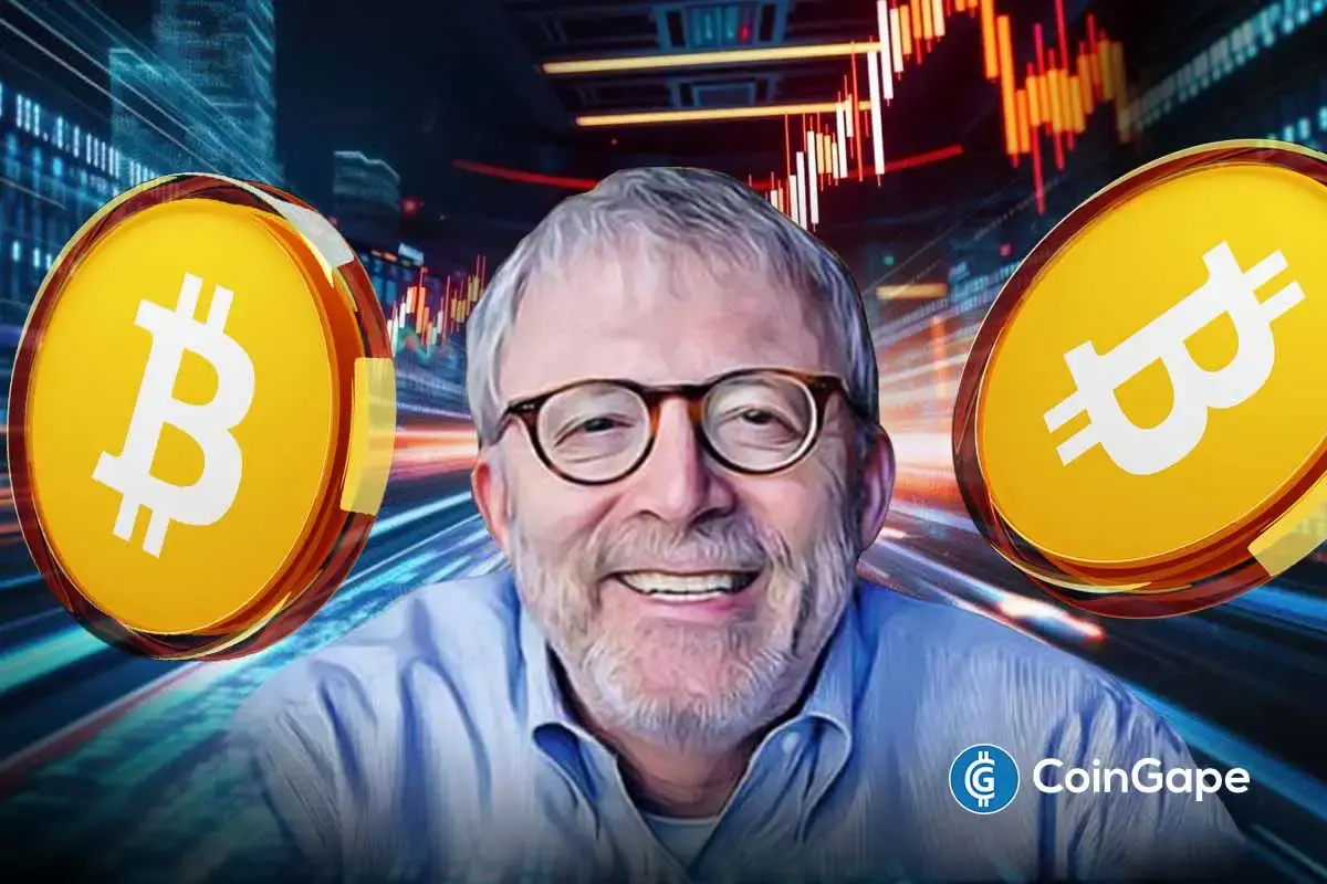 Imagem ilustrativa de Peter Brandt com moedas de Bitcoin ao fundo e gráficos de mercado.