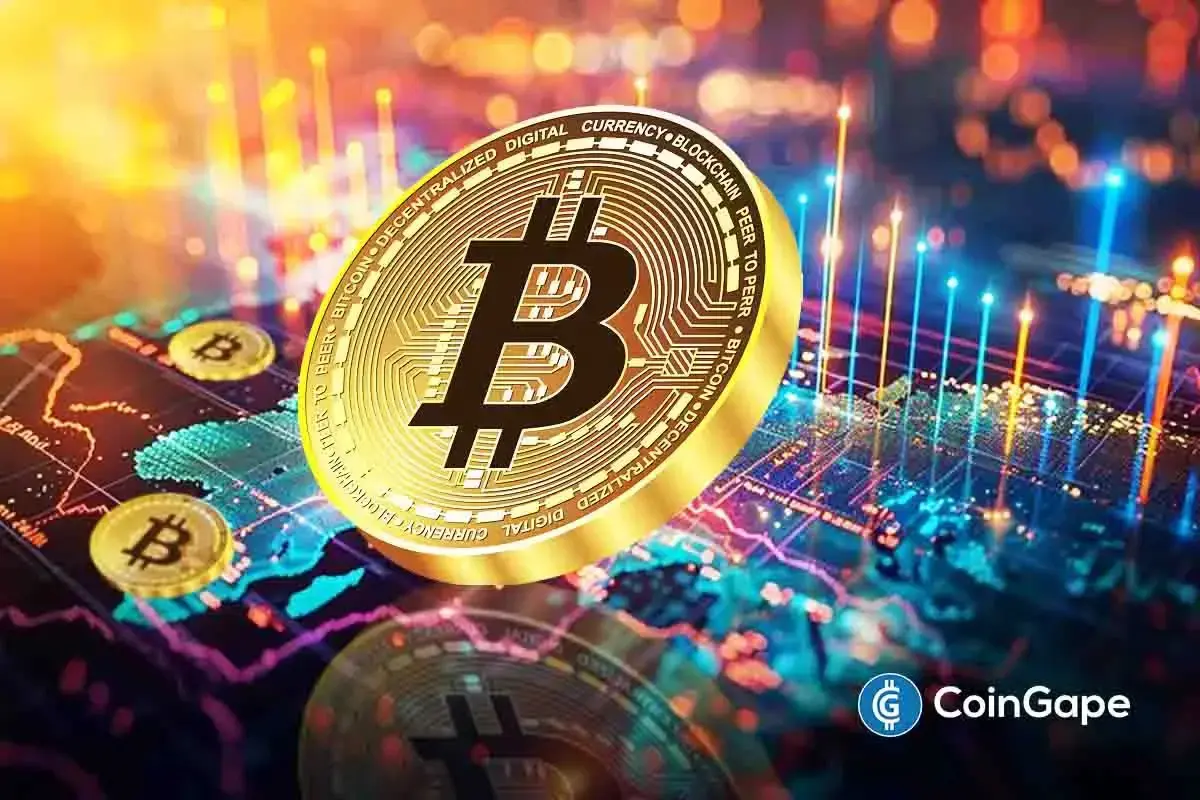 Moeda dourada de Bitcoin em primeiro plano com gráficos de preço e mapas digitais coloridos ao fundo