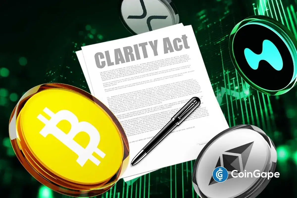 Ilustração mostrando documento do CLARITY Act ao centro cercado por moedas de Bitcoin, Ethereum e símbolo da HYPE sobre fundo verde digital