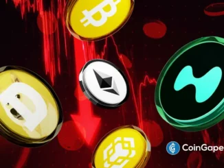 Moedas de Bitcoin, Ethereum, Dogecoin, BNB e Hyperliquid caindo sobre fundo vermelho com gráfico em baixa e logo da CoinGape.
